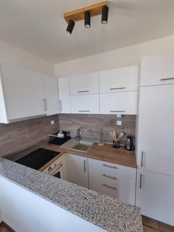 Sea View Apartment Рогозница Экстерьер фото