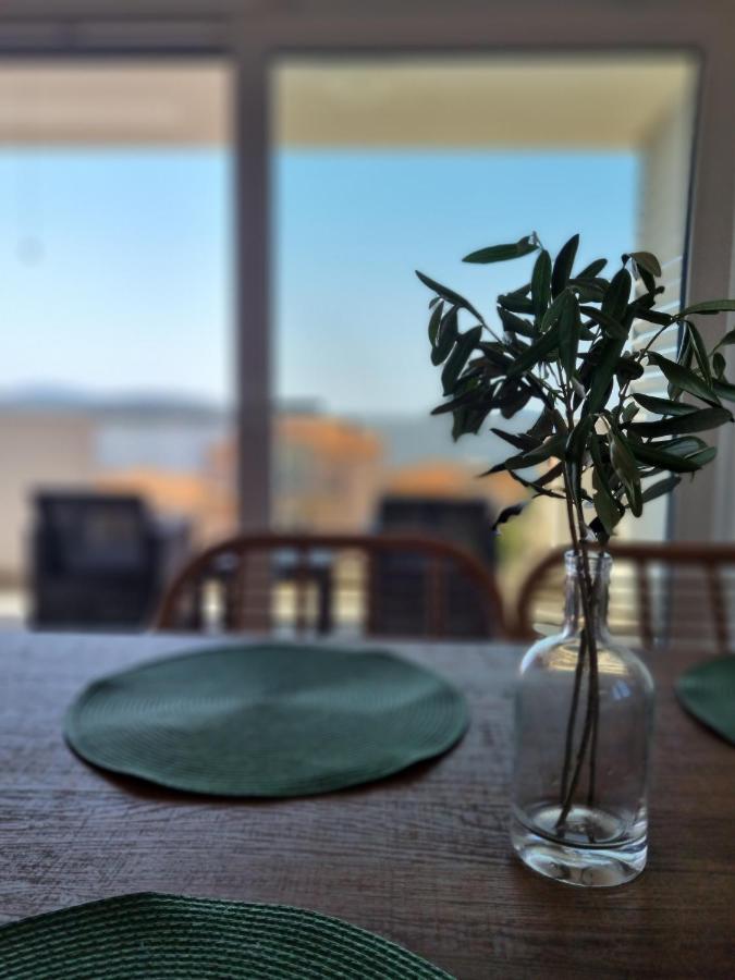 Sea View Apartment Рогозница Экстерьер фото