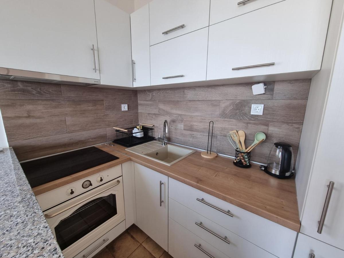 Sea View Apartment Рогозница Экстерьер фото